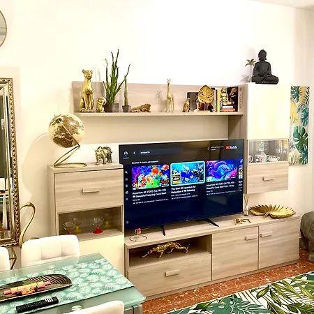 Boutique With Terrace Apartamento Viareggio