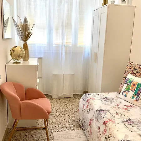Boutique With Terrace فياريجيو