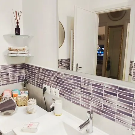 Boutique With Terrace شقة