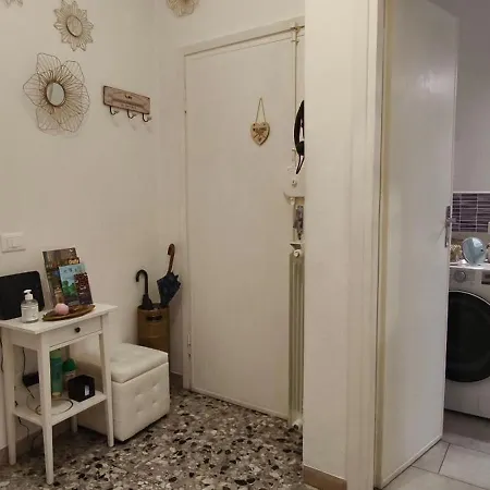 Boutique With Terrace شقة *